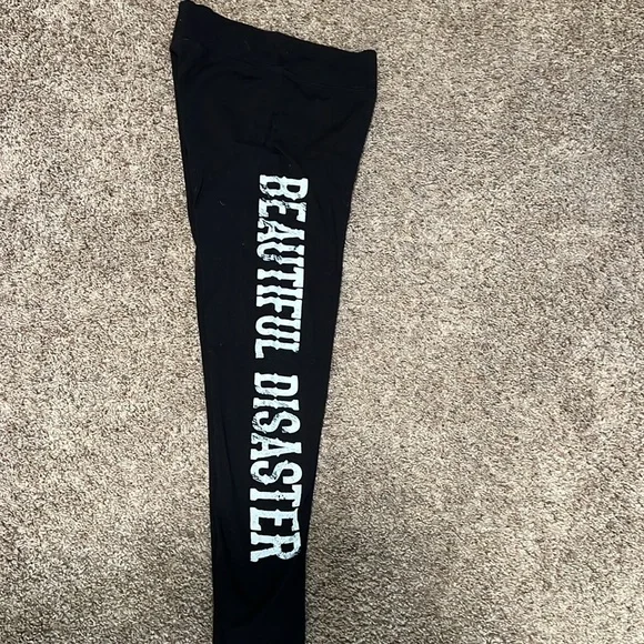 Beautiful Disaster full length leggings - Picture 3 of 5